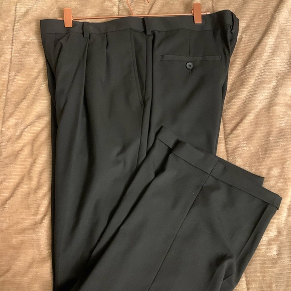 JM HAGGAR - 2 pair - Men’s slacks - Picture 4 of 5
